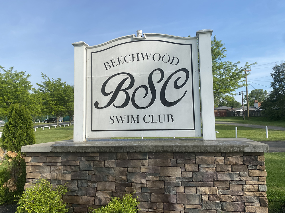 Beechwood Swim Club sign